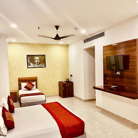 Amora Rooms Dwarka 뉴델리 외부 사진