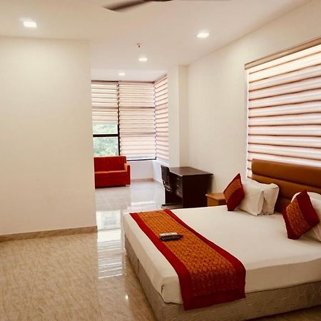 Amora Rooms Dwarka 뉴델리 외부 사진