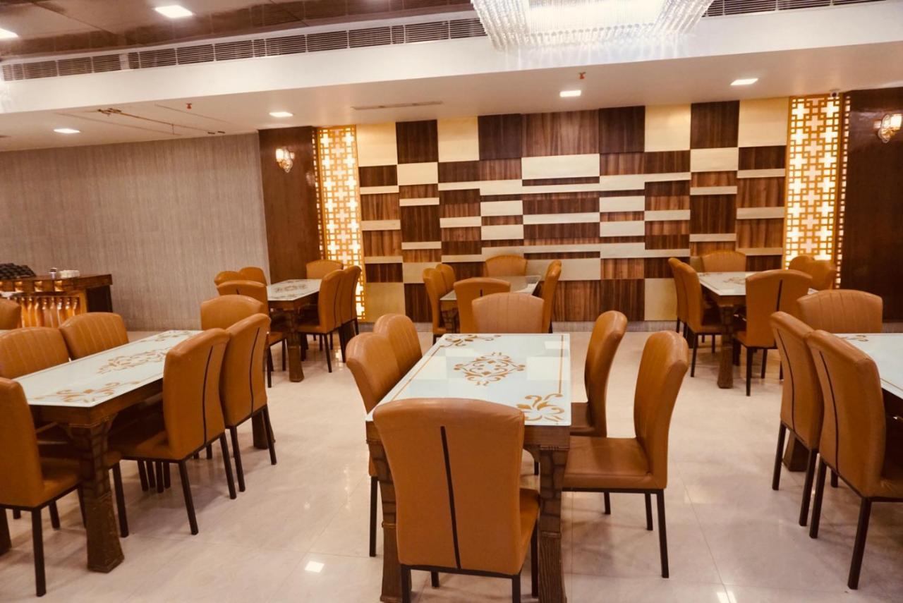 Amora Rooms Dwarka 뉴델리 외부 사진