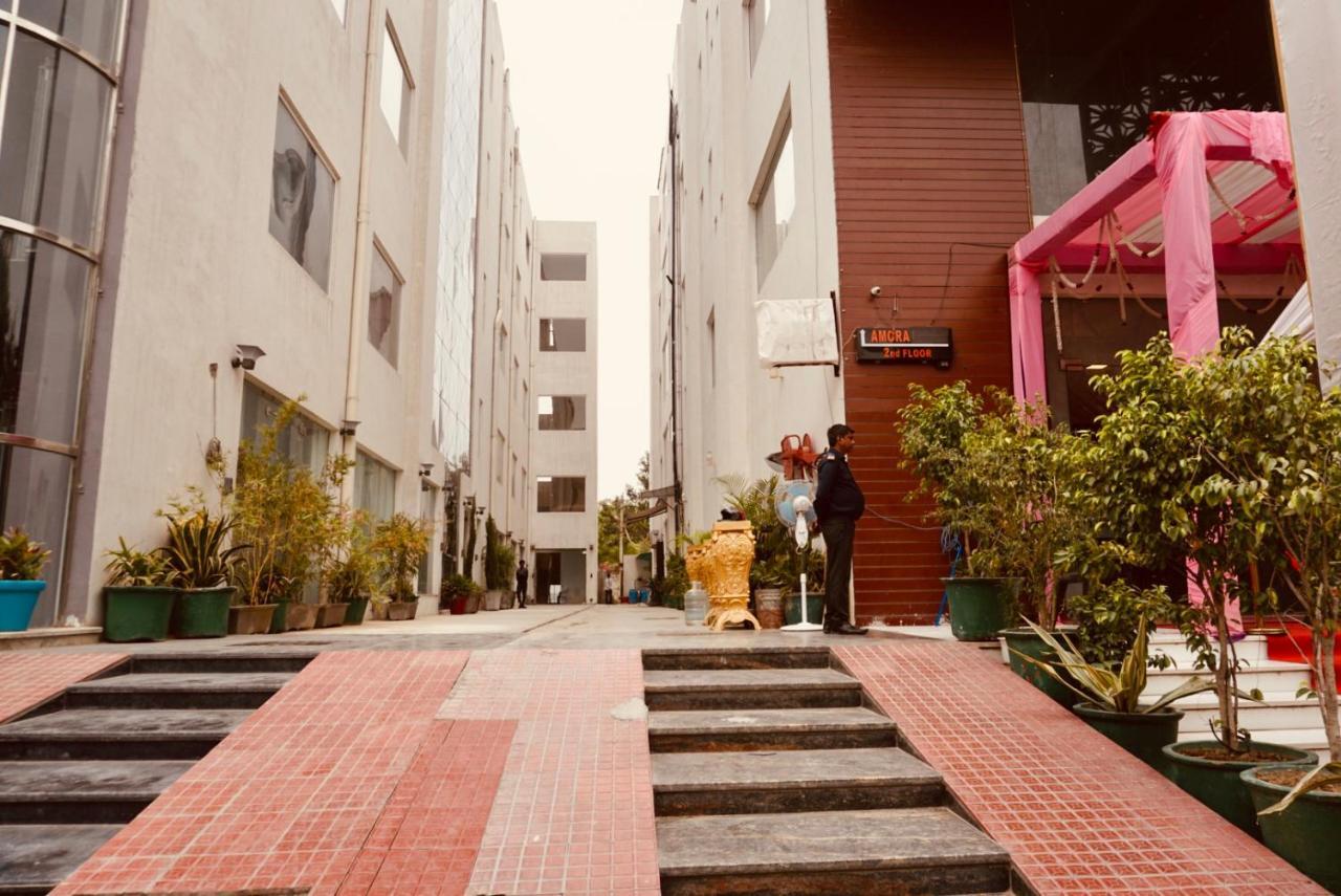 Amora Rooms Dwarka 뉴델리 외부 사진